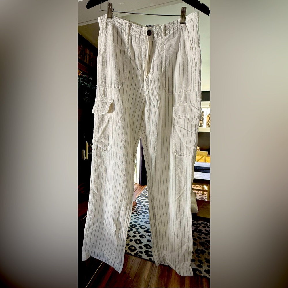 NWOT Women's White Striped Linen Cargo Pants